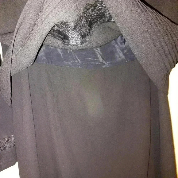 NWT Sarah Elizabeth Black Dress w/Beaded Floral Trim Size 12 - Picture 4 of 8